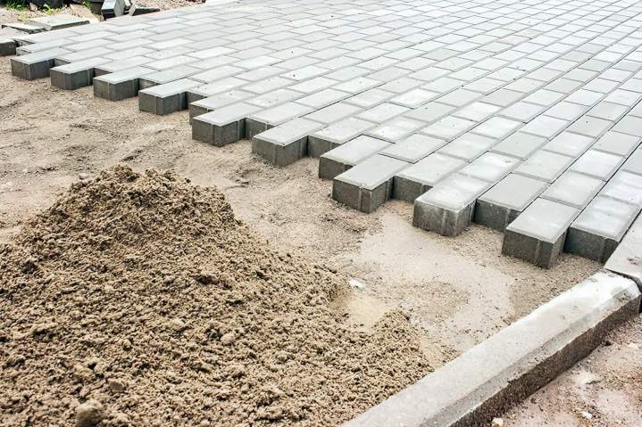 Embellissez vos extérieurs avec nos solutions d'aménagement sur mesure.